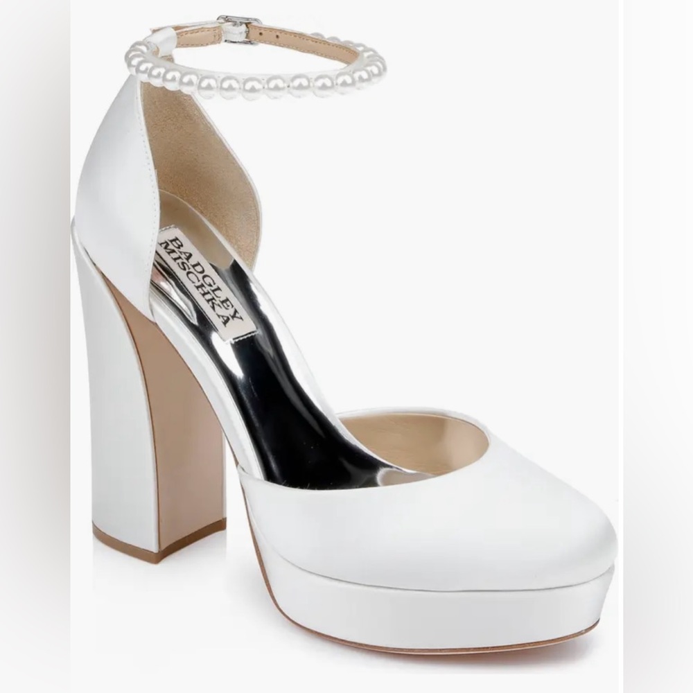 Badgley Mischka Felixa ankle pearl strap platform heels